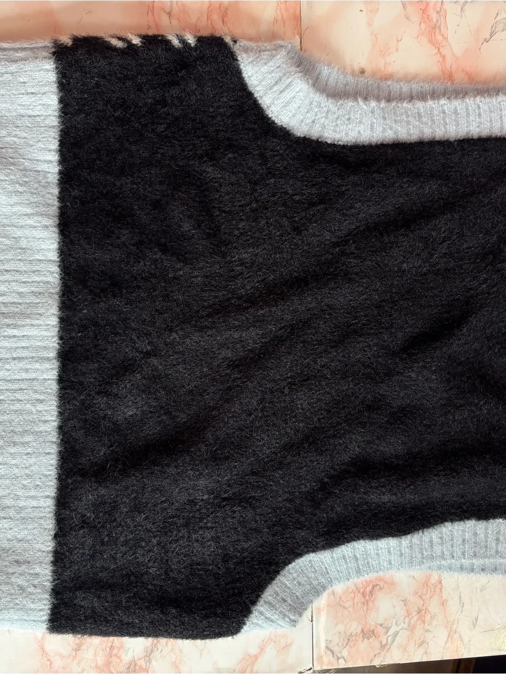 H&M Black & Light Blue Fuzzy Knit Sweater small - Picture 4 of 4